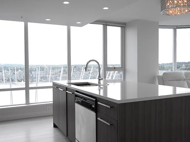 233 Robson St #3107 — Photo 11