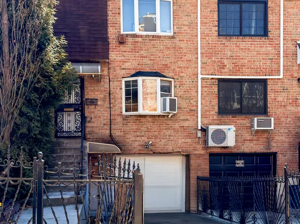 732 Dean Street image 1 of 1