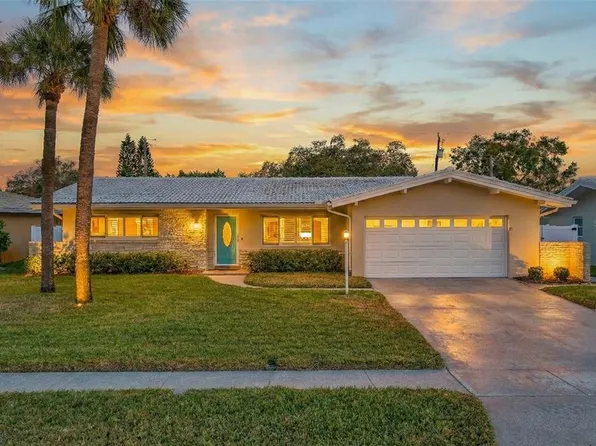 2060 Envoy Ct, Clearwater, FL 33764