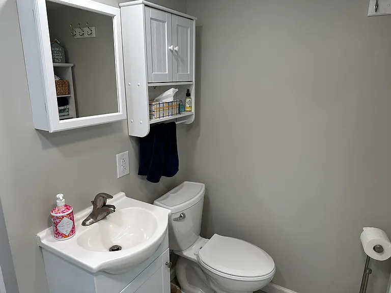 1040 Tulip Ln — Photo 17