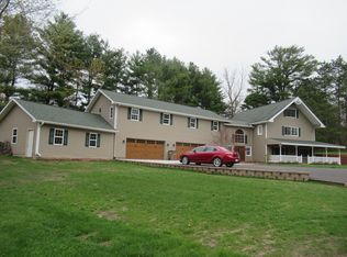 8865 Ne St, Rockford, MI 49341