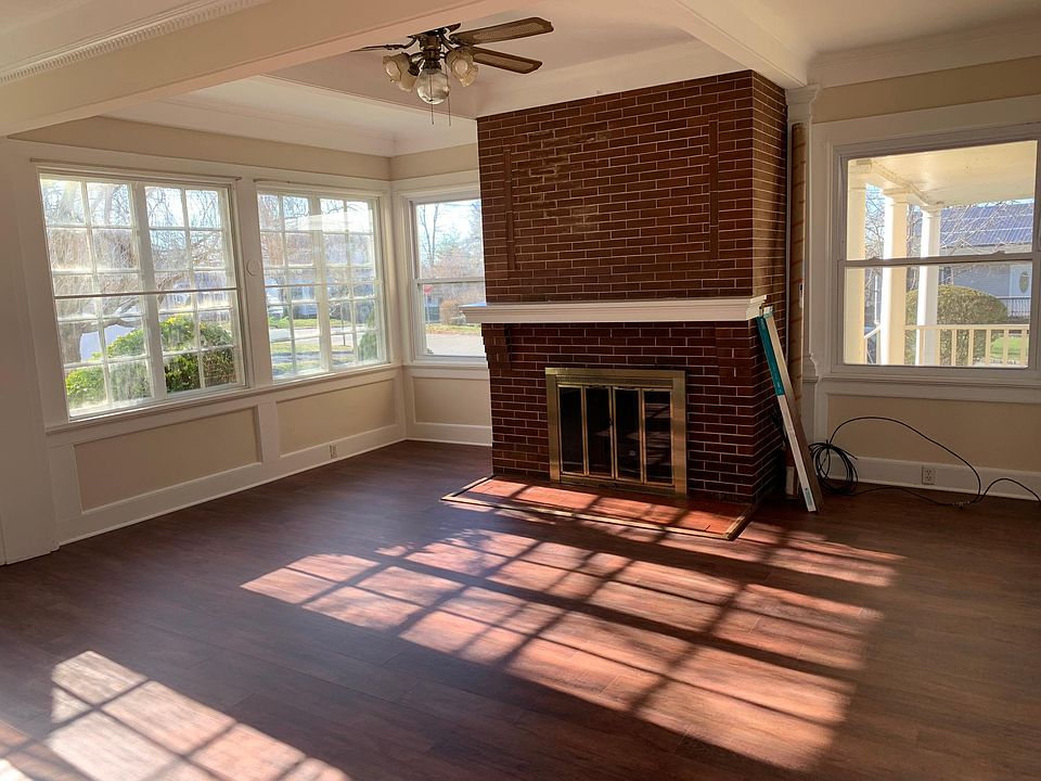 Livingroom17x20
