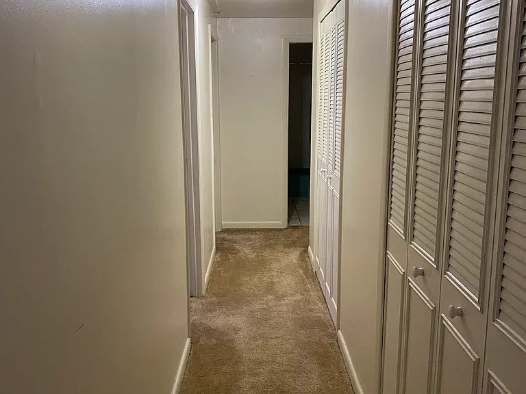 The North Main Apartments — Photo 14