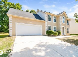 1062 Forest Gln, Jonesboro, GA 30238