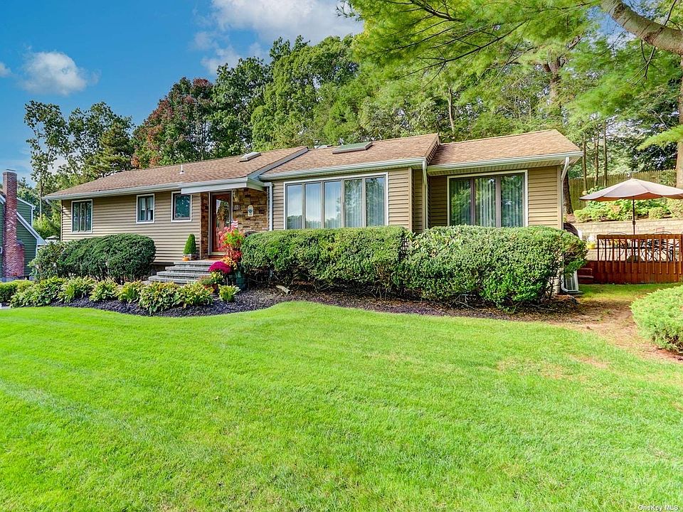 52 Marion Street, Nesconset, NY 11767 Zillow