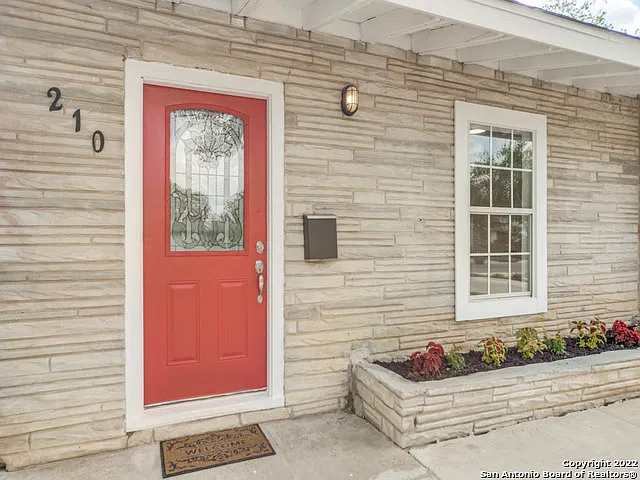 3 bed, 2.0 bath, 1468 sqft, $1,500 — Photo 3