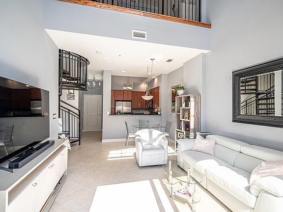 5th image of 801 S Olive Ave Unit 418