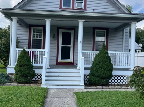 225 Harrison Ave, Christiana, PA 17509