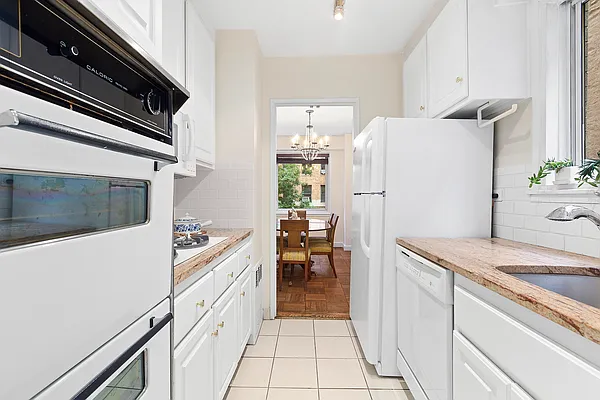 Sold by Compass | media 11