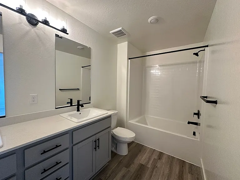 4005 W Babcock Ave — Photo 17