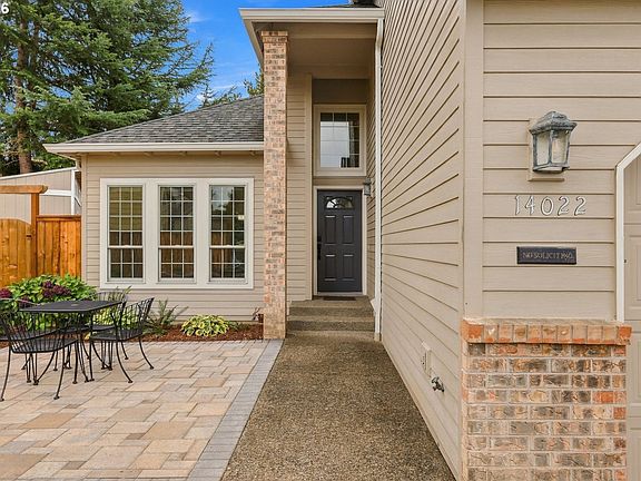 3rd image of 14022 SW Chehalem Ct
