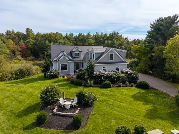 19 Schooner Drive, Dover, NH 03820