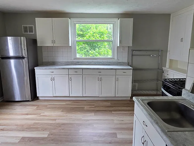 37 Dilworth St #3 — Photo 22
