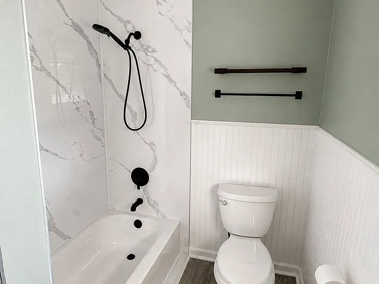 1005 Oakwood Ln — Photo 27