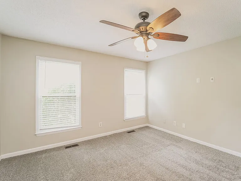 11108 Mallard Crossing Dr — Photo 16