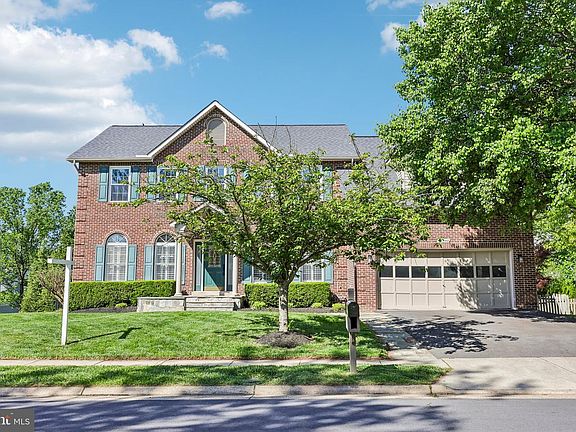 2nd image of 20547 Courier Ridge Pl