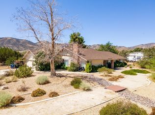 702 E Avenue R12, Palmdale, CA 93551