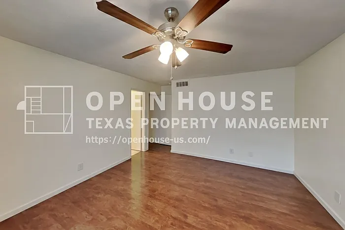 5045 Thompson Dr — Photo 9
