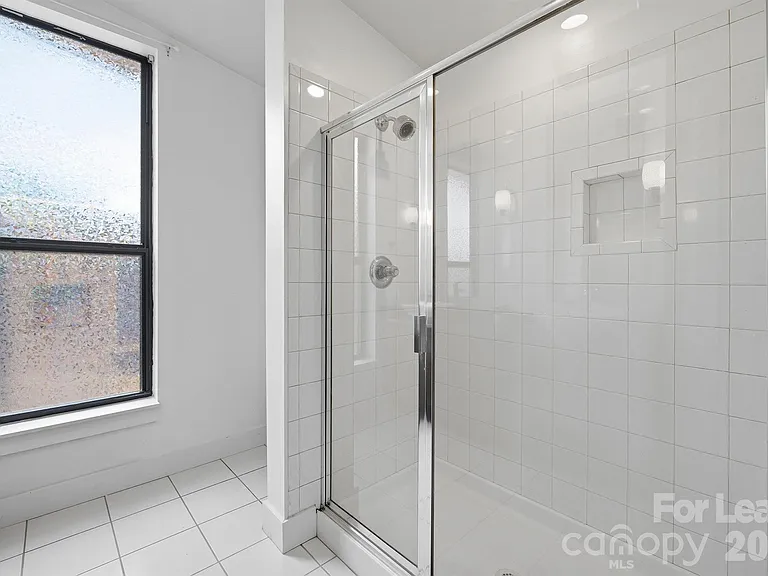 3435 Spencer St — Photo 20
