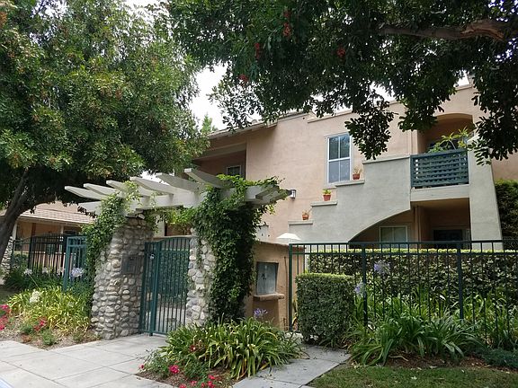 5th image of 714 S Canyon Blvd