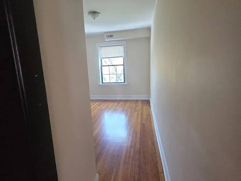 2251-53 W Thomas St #1057-59 — Photo 10