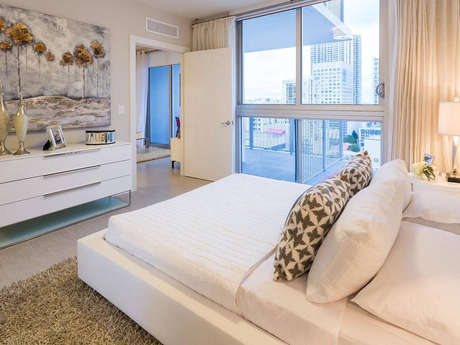 Brickell View Terrace Apartments — Photo 2