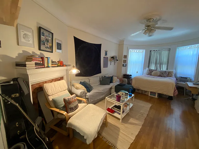 525 Beacon St #1 — Photo 6