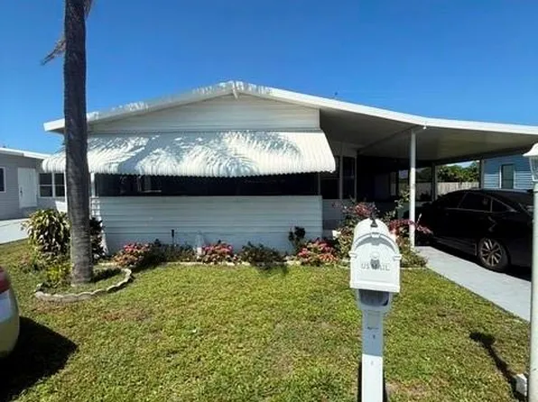 6078 Seashore Dr, Lake Worth, FL 33462