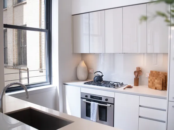 25 Broad Street image 3 of 20