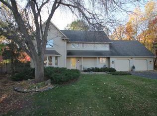 2008 Runnymeade Ct, Minnetonka, MN 55305