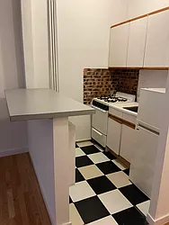 Rented by Eric Goodman Realty Corp