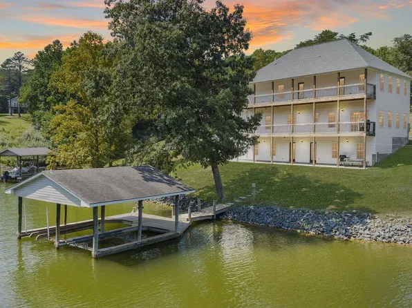 1520 Ellis Rd, Hardy, VA 24101