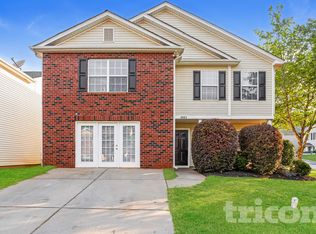 5251 Grays Ridge Dr, Charlotte, NC 28269