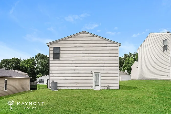 130 Dormont Dr NE — Photo 15