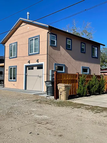 819 D St #2 Photo 1