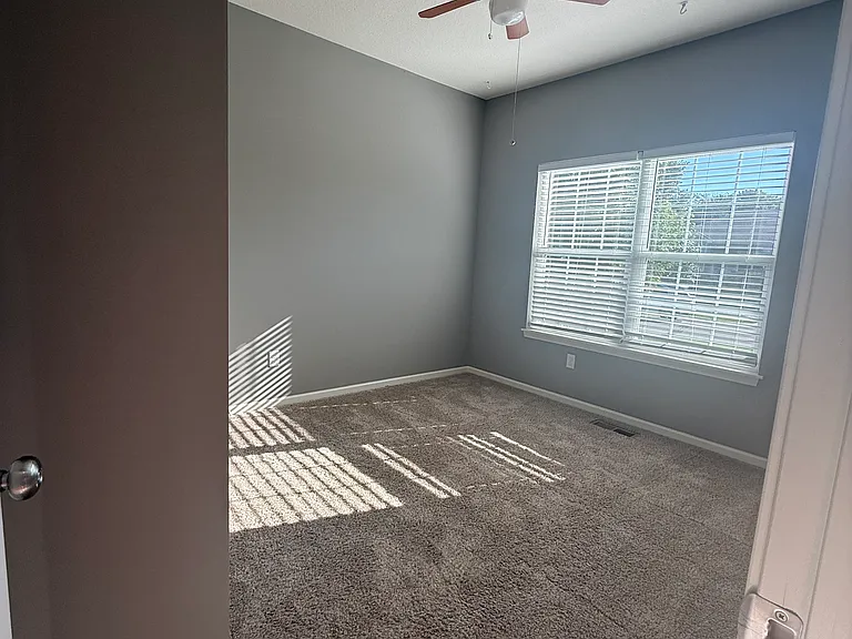 25949 W 142nd Ct — Photo 20