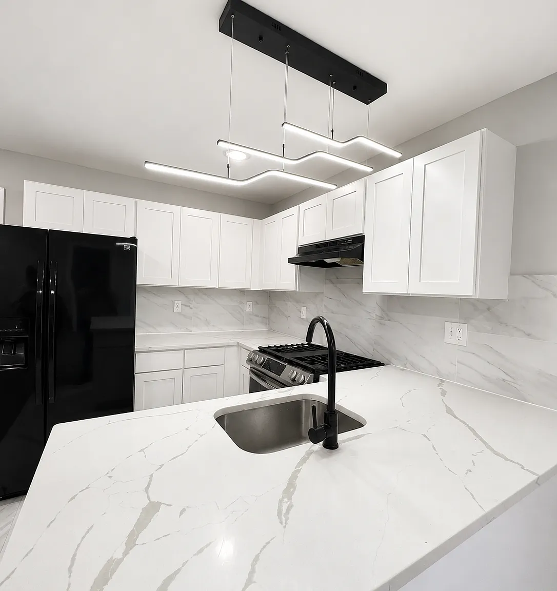 3 bed, 1200 sqft, $2,250 — Photo 1