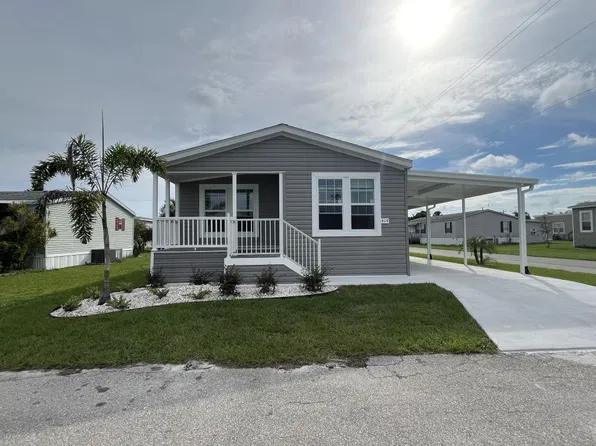 414 Mongoose Ln #414, North Fort Myers, FL 33917