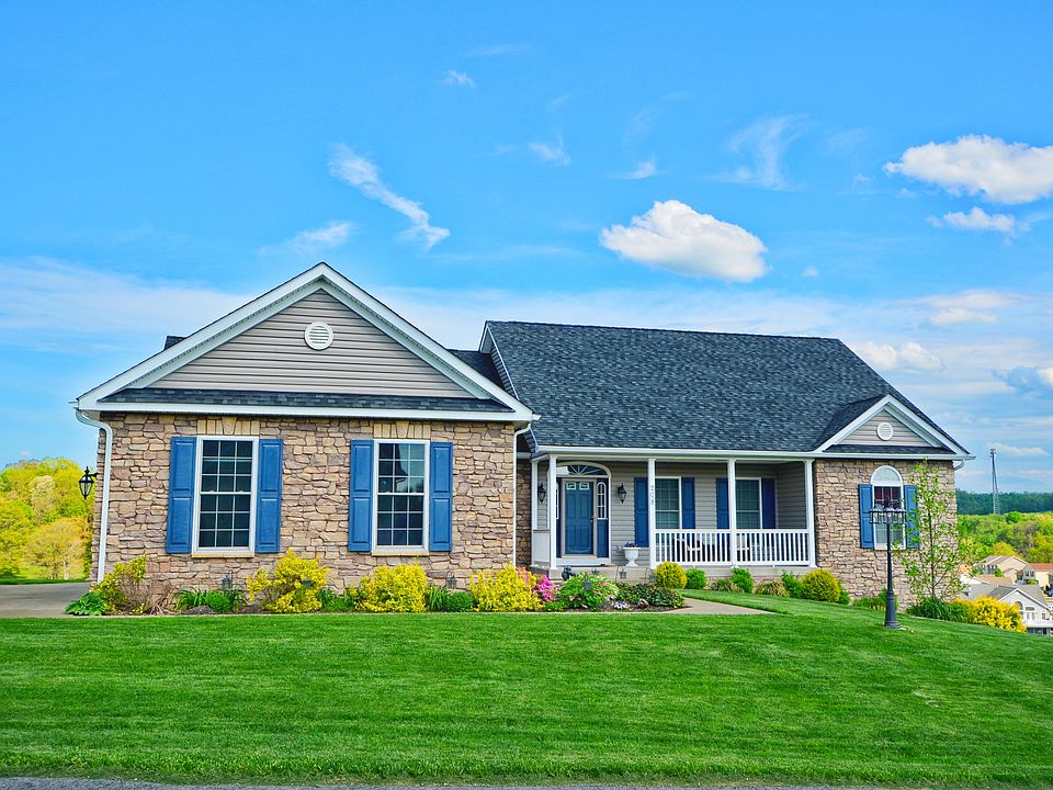 1st image of 208 Meadow Ponds Ln