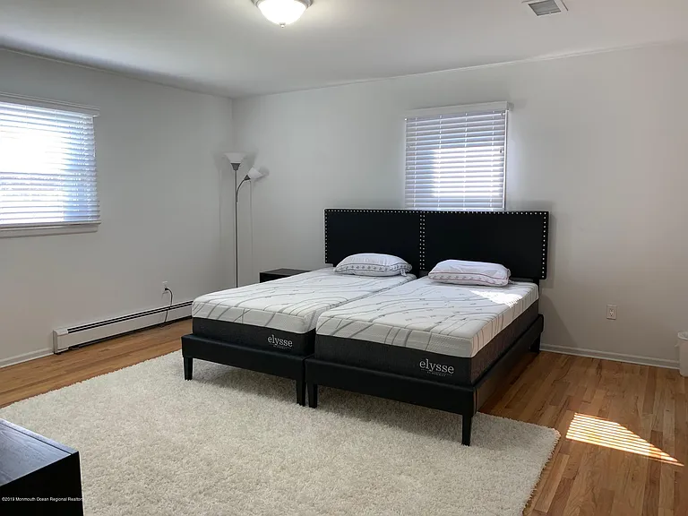 279 Lake Ave — Photo 10