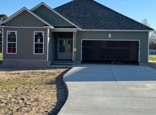 911 Albrittons Rd, Kinston, NC 28504