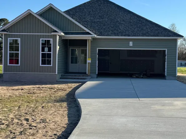 911 Albrittons Rd, Kinston, NC 28504