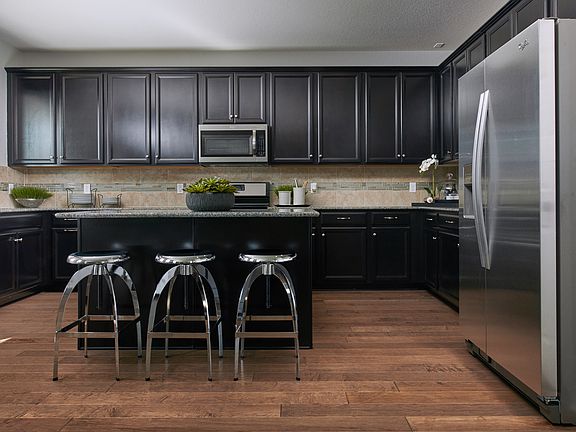 2nd image of 10215 Cactus Hills