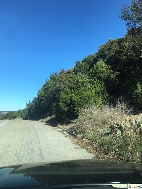 1st image of 823 Cliffside Dr