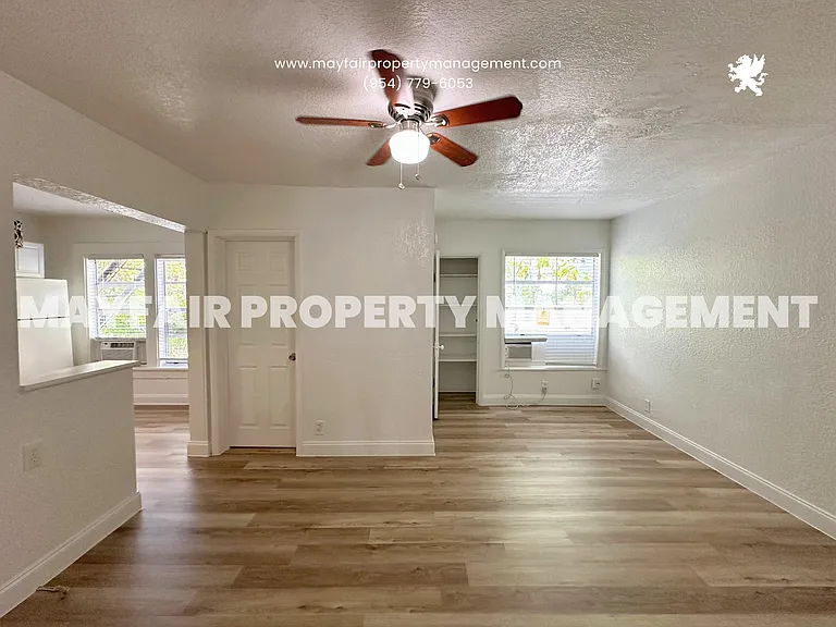304 2nd Ave S #5 — Photo 2