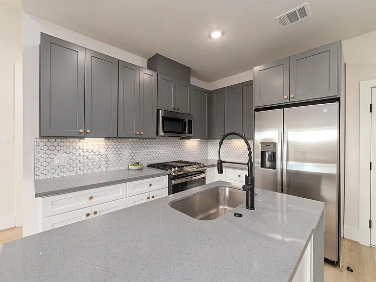 5630 Bertellis Ln — Photo 8