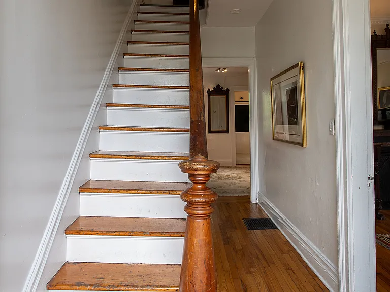 562A State St #A — Photo 15