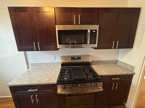 3rd image of 7 East Ave APT Nn