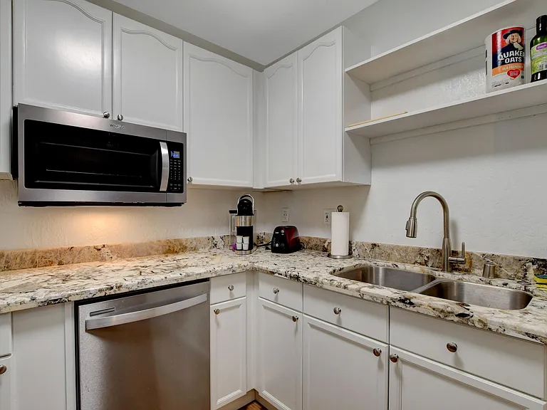 3916 Vegas Dr #3-A — Photo 5