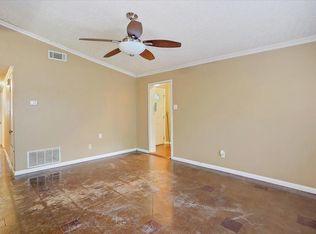 631 Bellevue St, Clinton, MS 39056